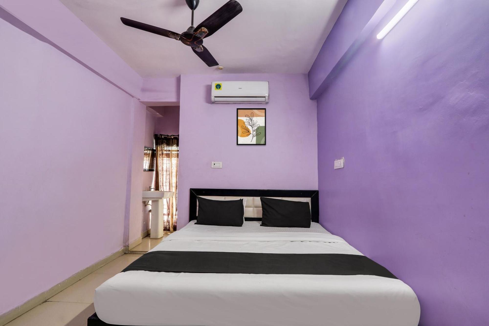 Hotel O Grand Hotel And Lodge Sangareddy Ngoại thất bức ảnh