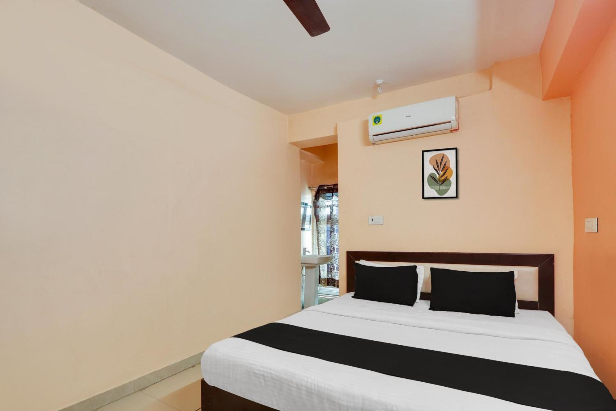 Hotel O Grand Hotel And Lodge Sangareddy Ngoại thất bức ảnh